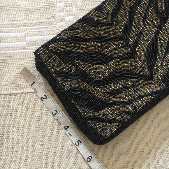 Beaded zippered pouch clutch black gold zebra - Picture 5 of 5